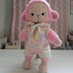 Вязаная игрушка овечка