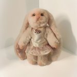 Плюшевая зайка Лилу в стиле Тедди