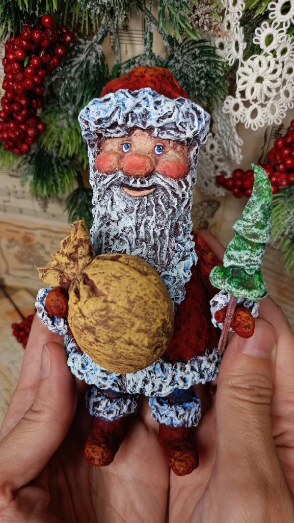 Ватная игрушка «Дед Мороз» в красном