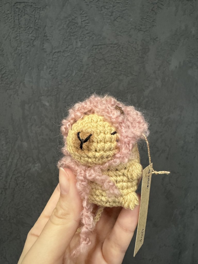 Капибара брелок на сумку