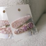 Заколочки бархатные украшенные вышивкой