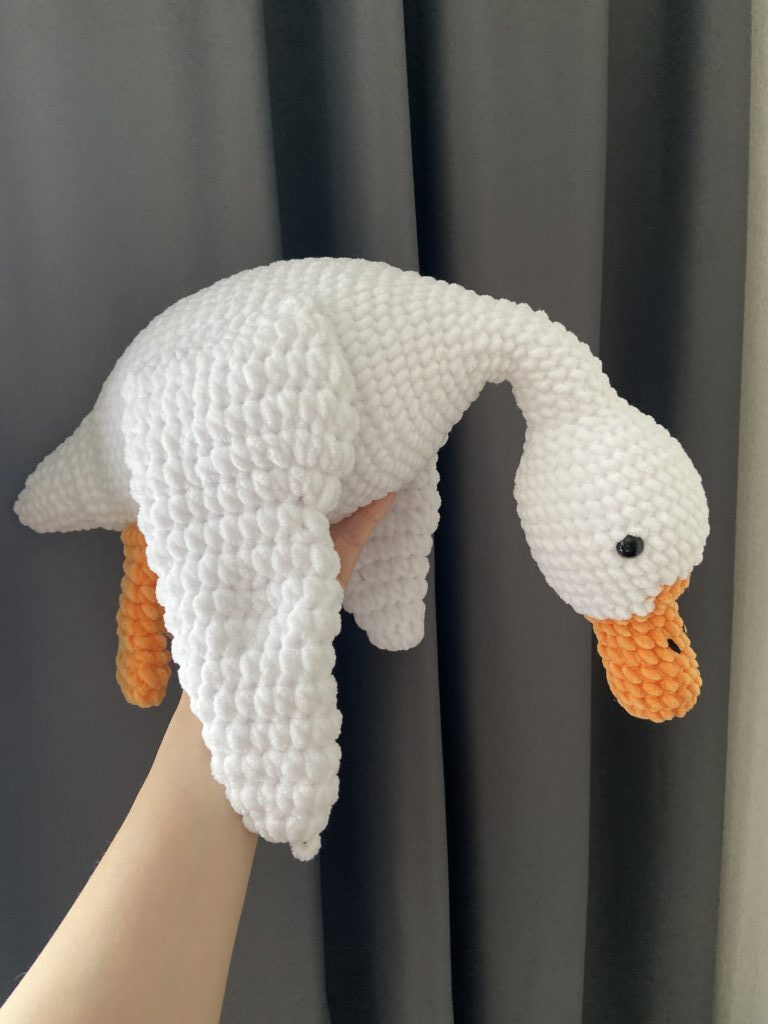 Плюшевый «Гусь-обнимусь»