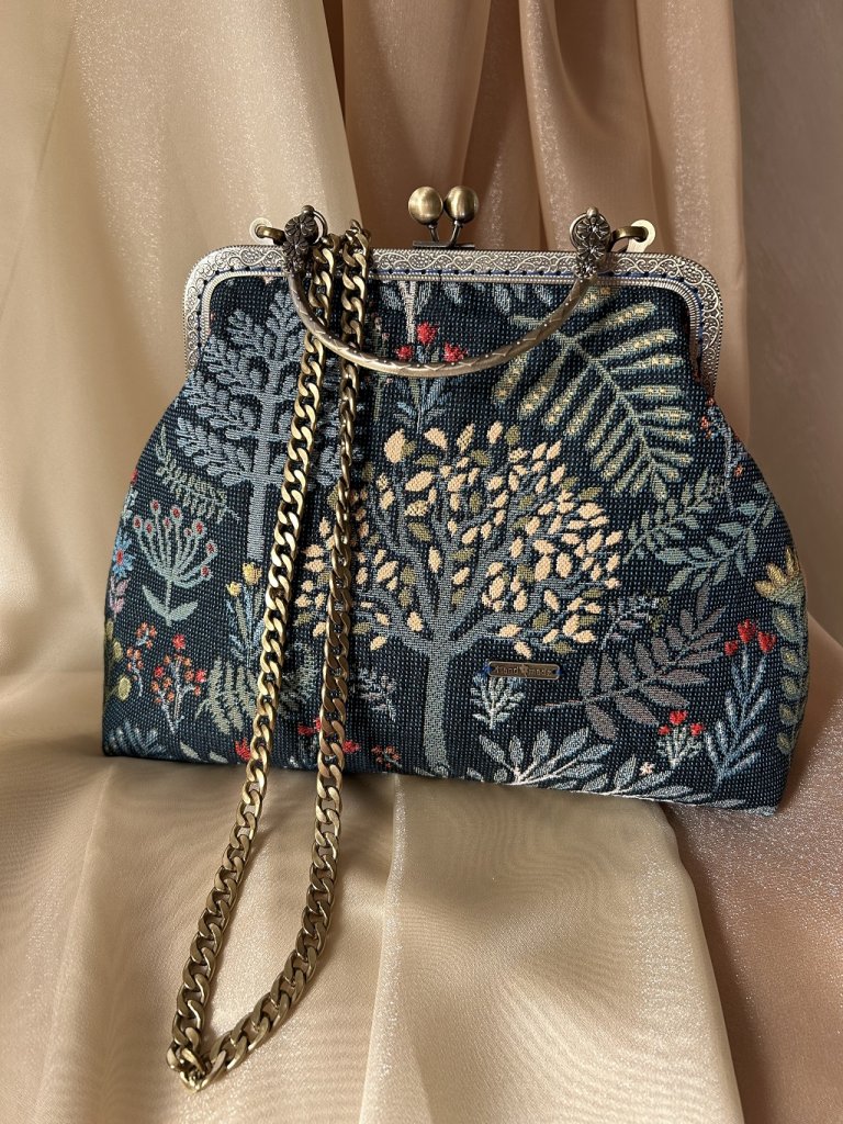 Сумка с фермуаром из гобелена «Лесная Фауна»