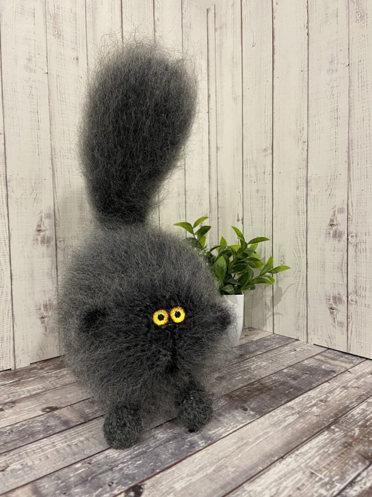 Кот «Уголёк»