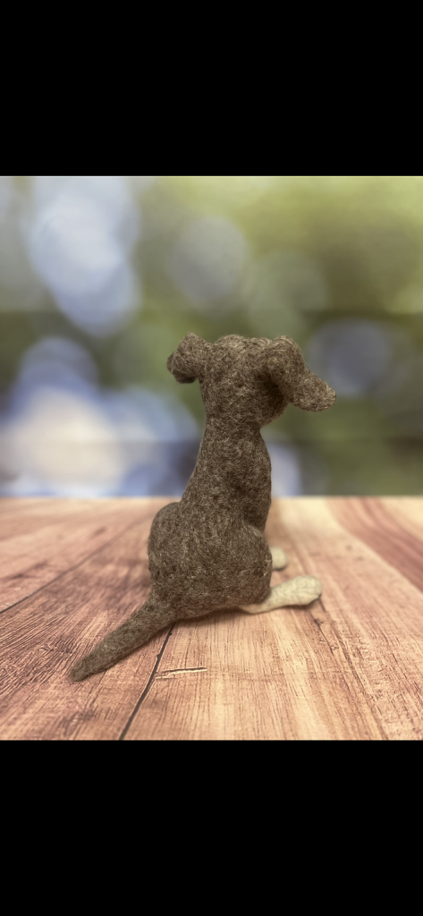 Пес. Игрушка из шерсти