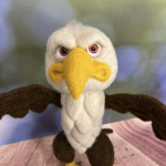 Орел. Интерьерная игрушка из шерсти