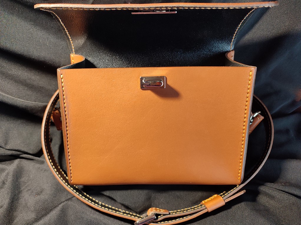 Сумка кросс-боди (Cross Body) Il Ponte с коротким клапаном