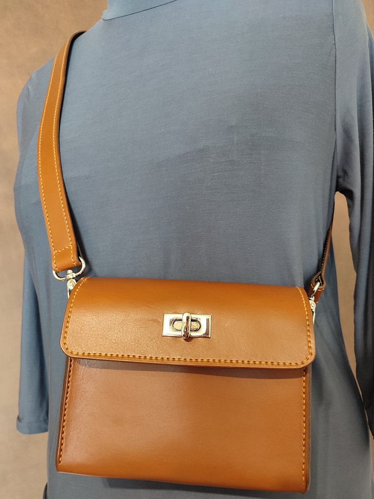 Сумка кросс-боди (Cross Body) Il Ponte с коротким клапаном