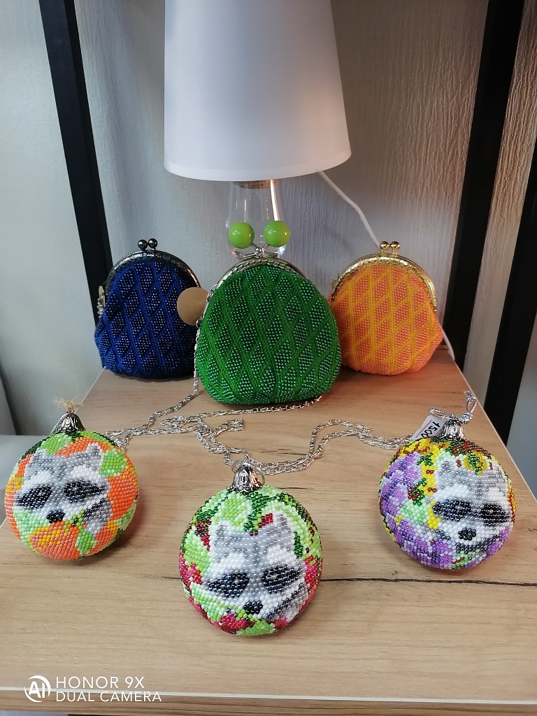 Шарик новогодний