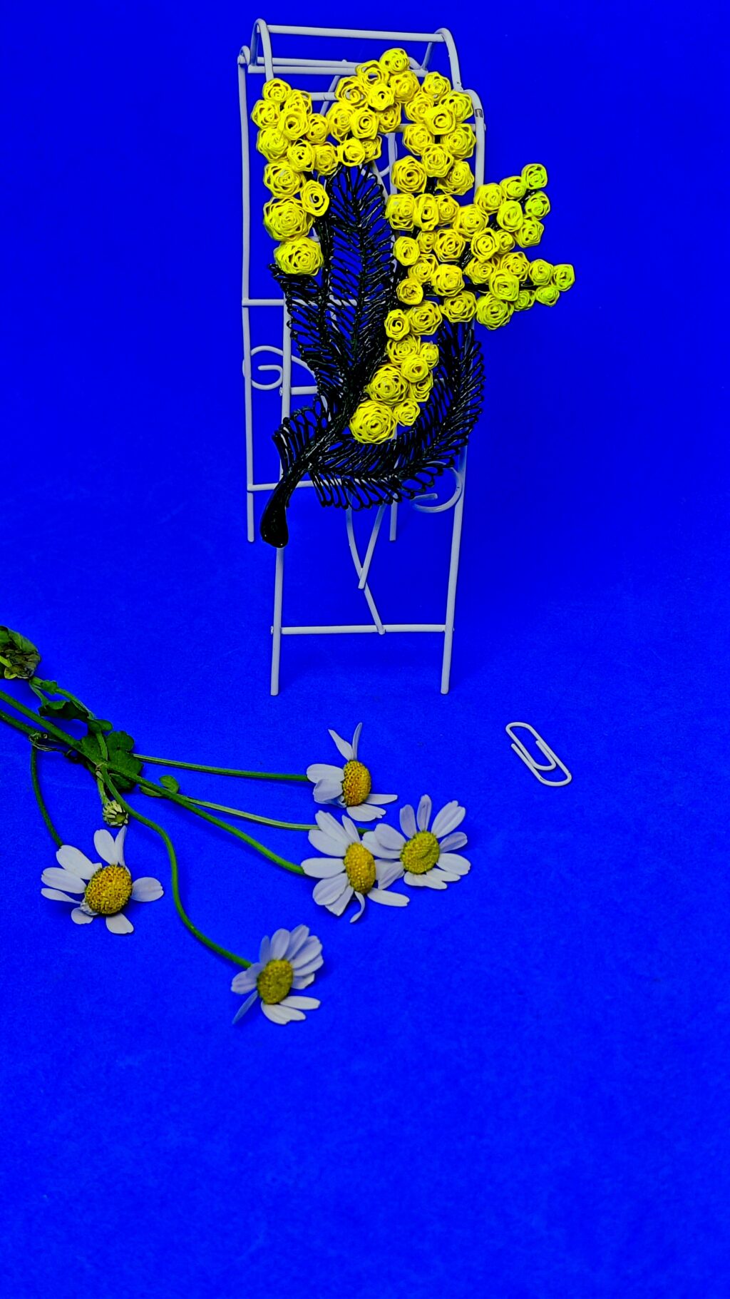 Брошь квиллинг «Мимоза»