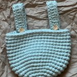 Корзинка подвесная из трикотажной пряжи