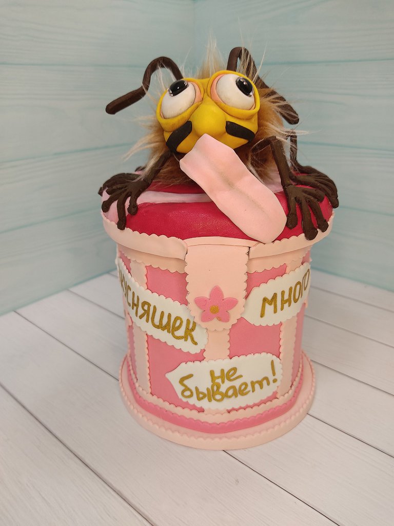 Шкатулка для вкусняшек.