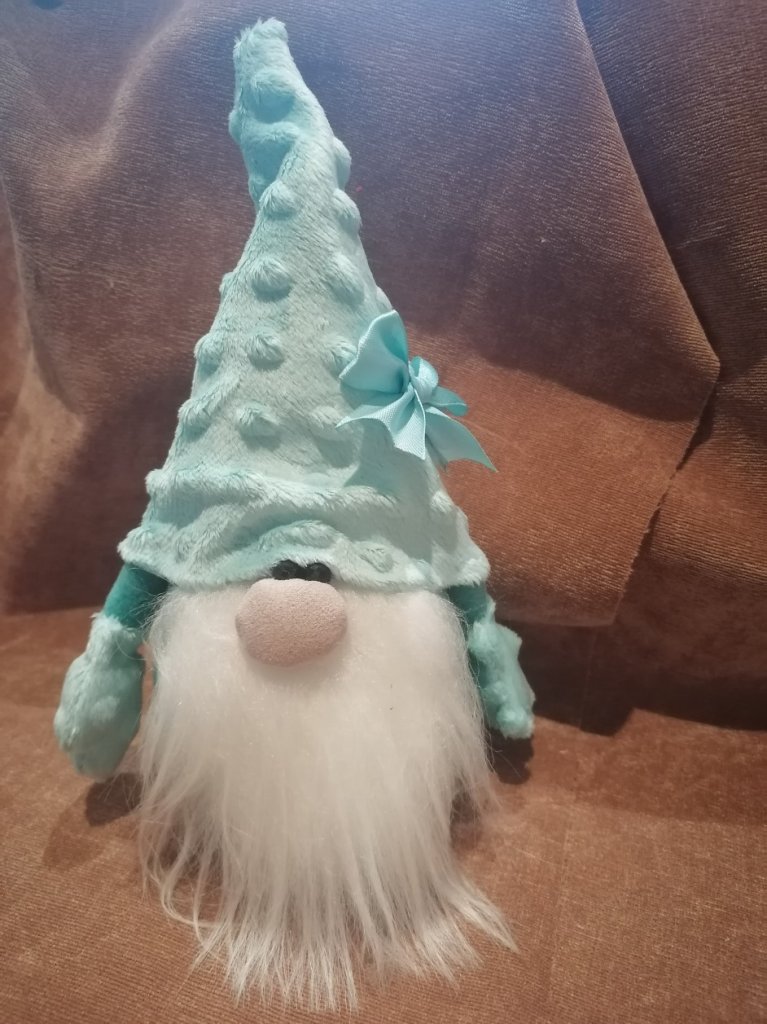 Новогодний гном