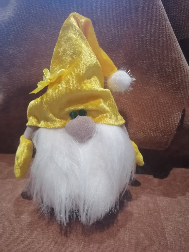 Новогодний гном