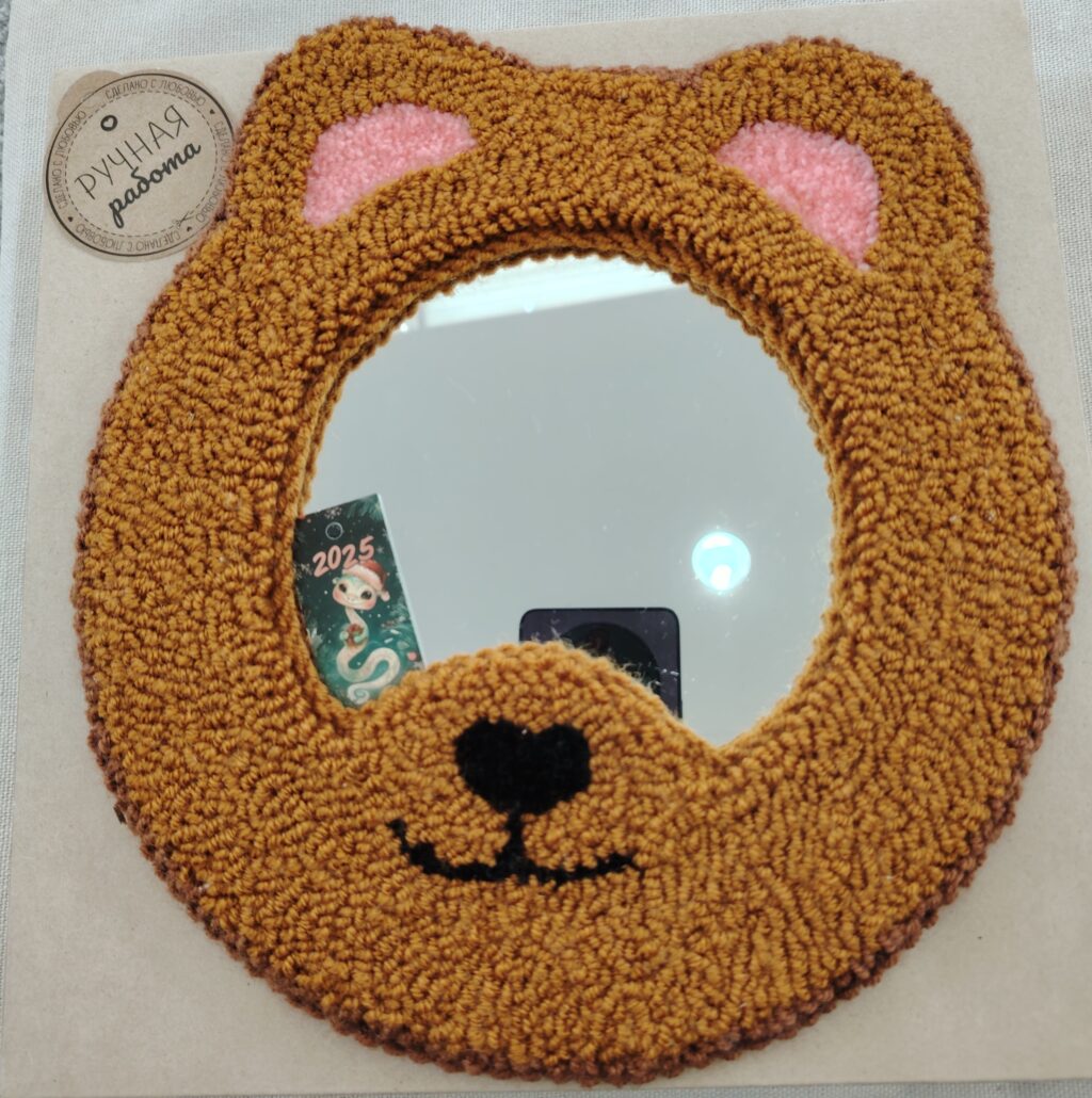 Зеркало «медвежонок»