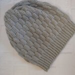 Шапка ручной работы