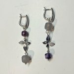 Цветы и камни