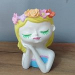 Кашпо декоративное. Три Девушки
