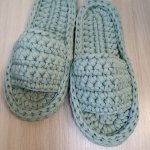 Тапочки домашние из трикотажной пряжи