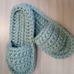Тапочки домашние из трикотажной пряжи