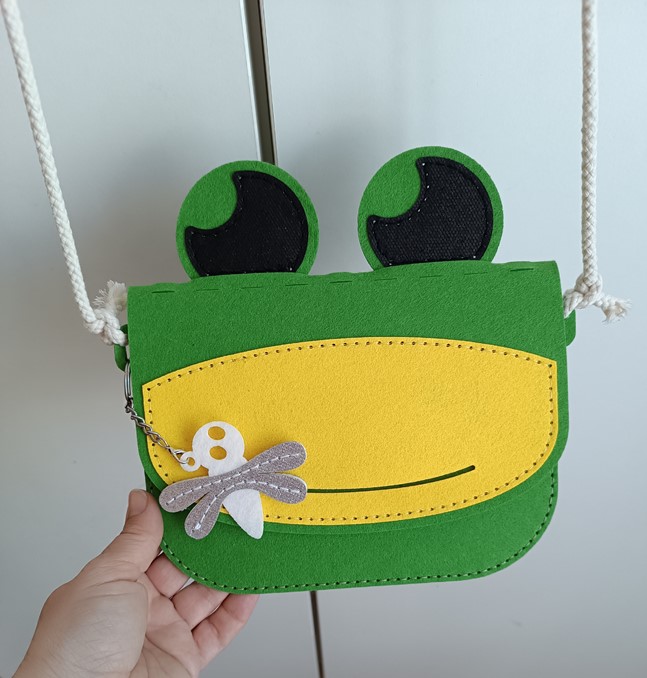 Сумочка лягушка