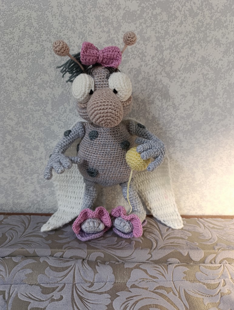 Моль Веталина Вязаная