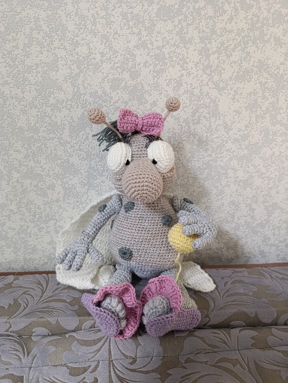 Моль Веталина Вязаная