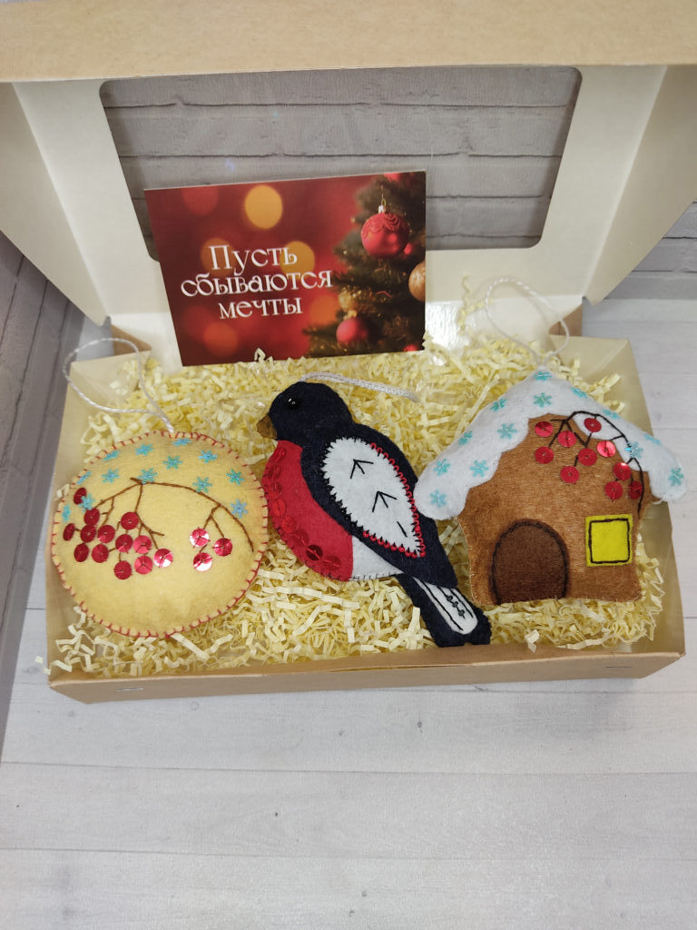 Набор елочных игрушек в ассортименте