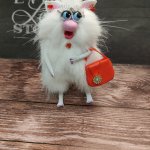 Сувенирные коты в ассортименте