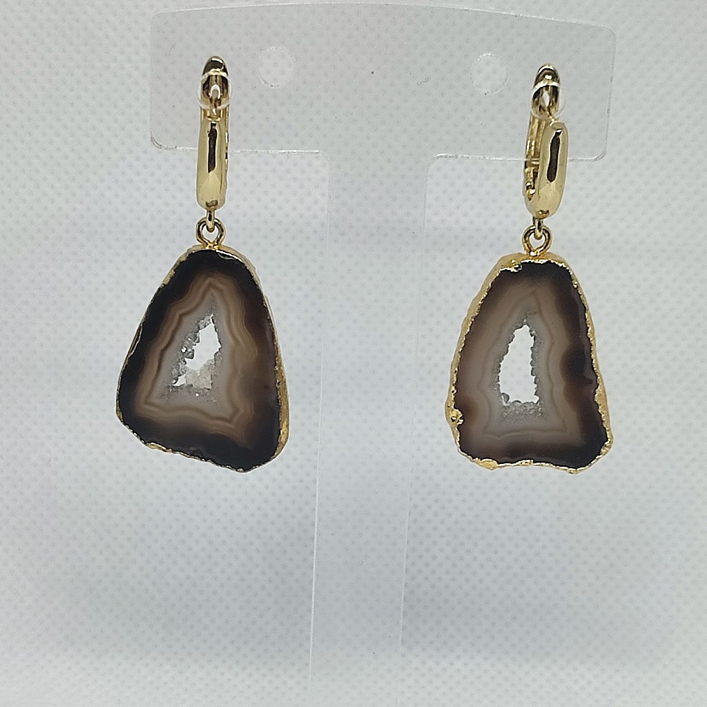 Два черных среза