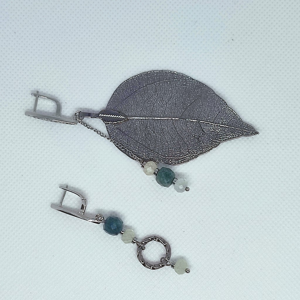 Лист, пренит, турмалин