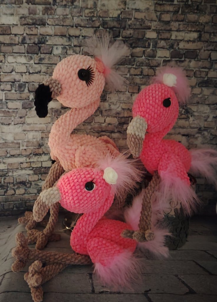 Розовый фламинго