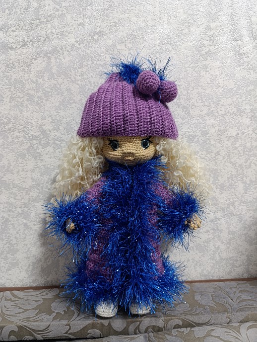 Кукла вязаная Лёлечка