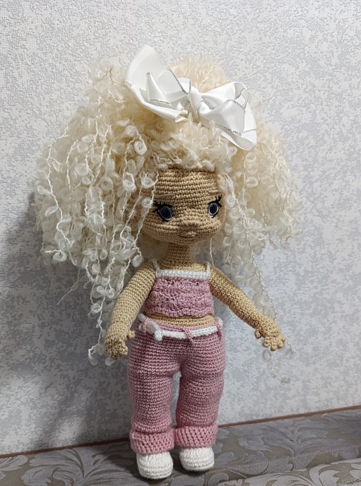 Кукла вязаная Лёлечка