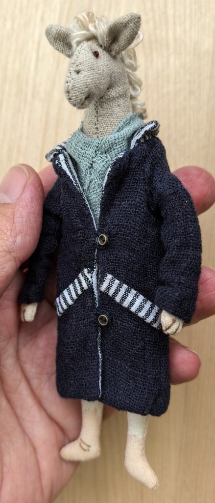 «Конь в пальто» текстильная игрушка