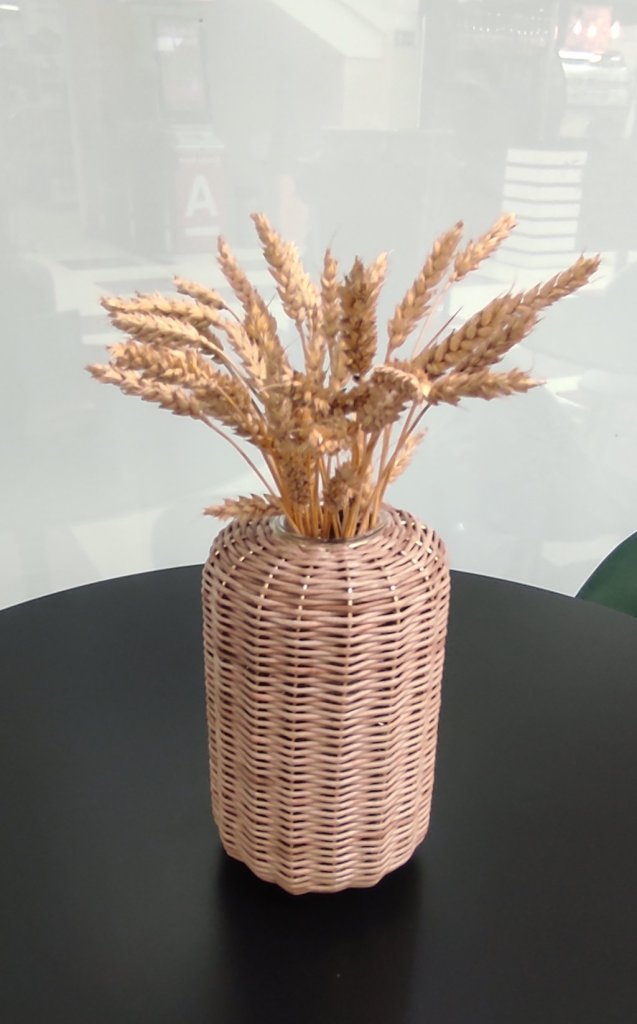 Ваза для цветов.