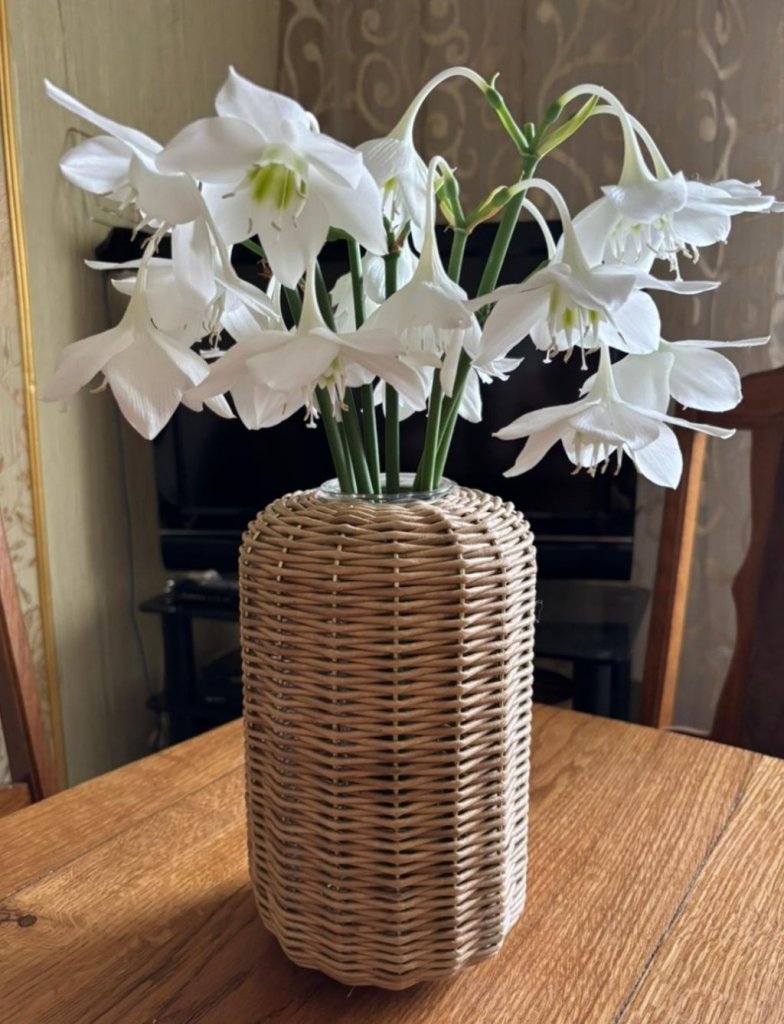 Ваза для цветов.