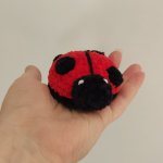 Брелок вязаный плюшевый божья коровка