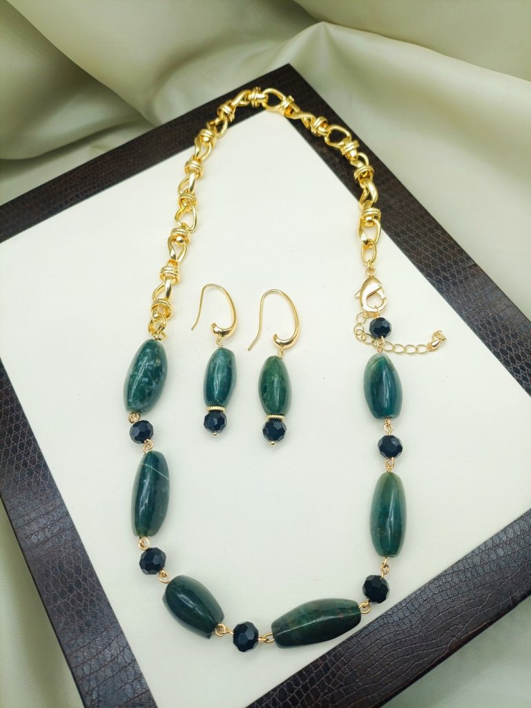 Колье и серьги с агатом