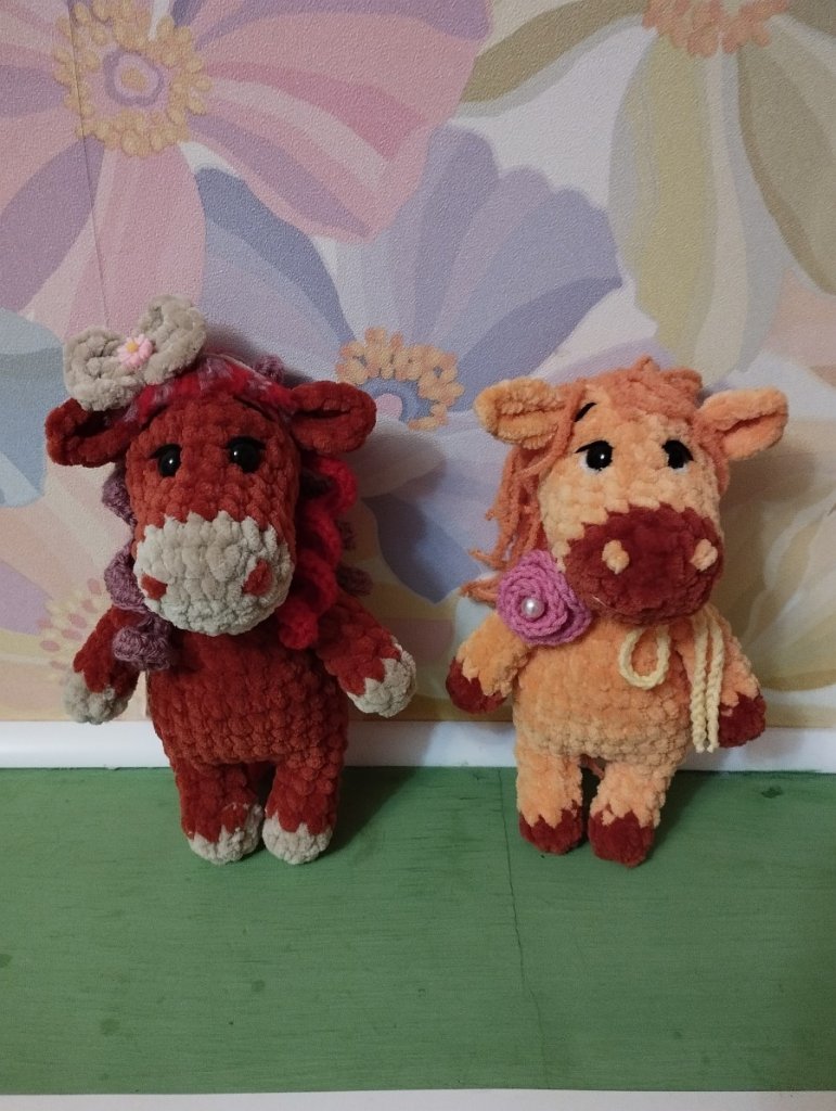 Вязаные игрушки. Лошадка.