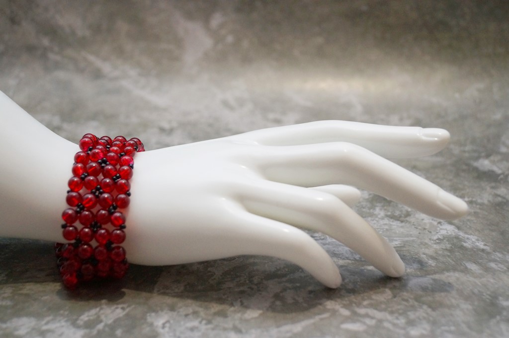 Женский браслет Маковое поле