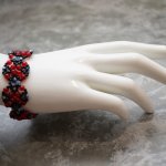 Женский браслет Божья коровка