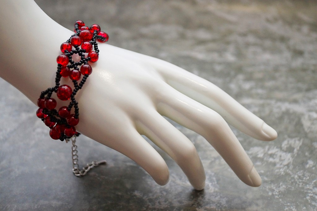 Женский браслет Волнение сердца