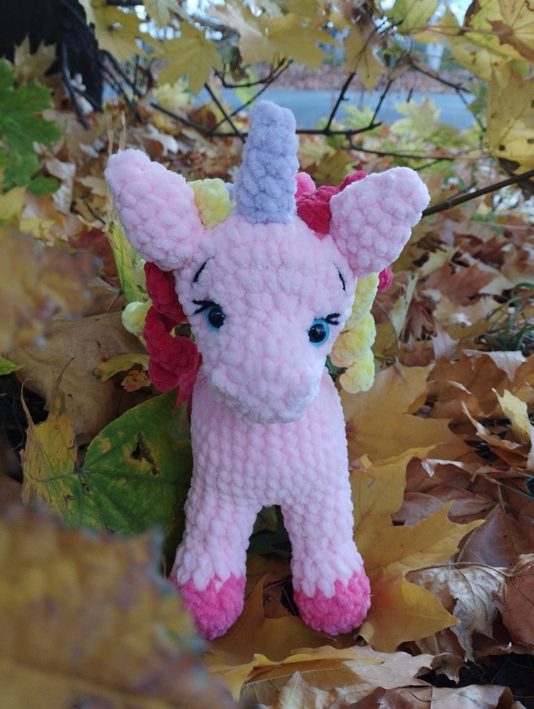 Вязаные игрушки. Единорожка