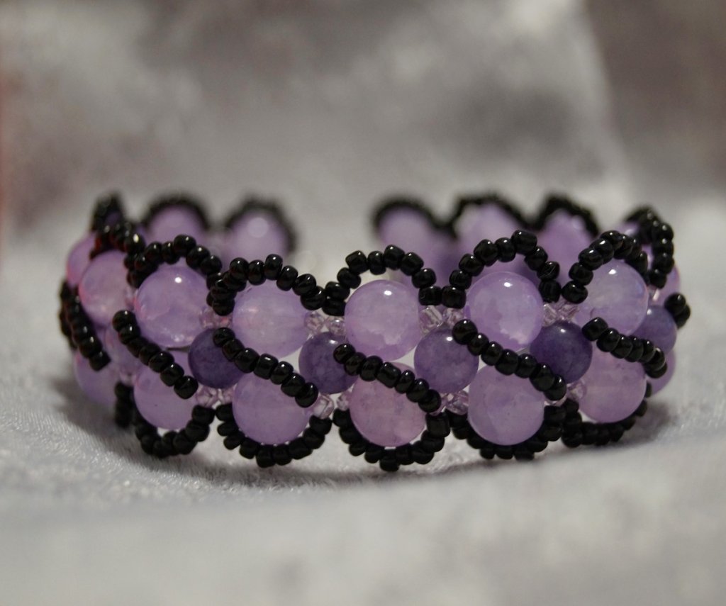 Женский браслет Флора из натурального камня аметист