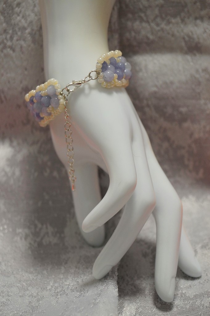 Женский браслет Волна из натурального камня аквамарин