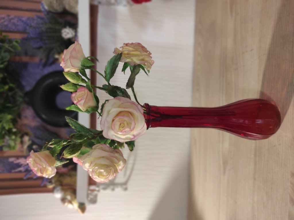 Ветка кустовой розы из холодного фарфора