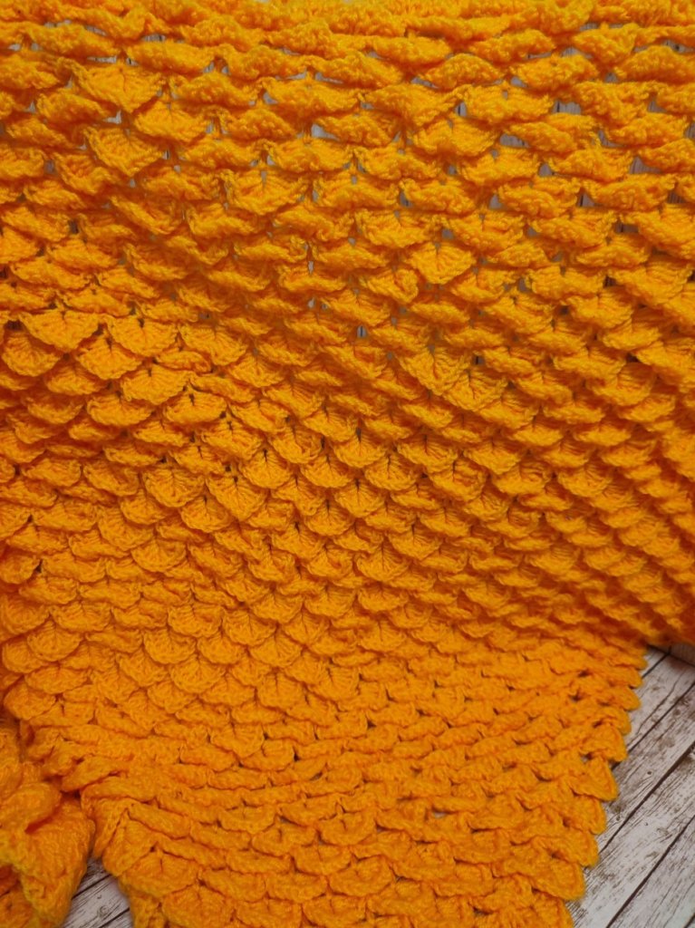 Шаль «Крокодилья чешуя»