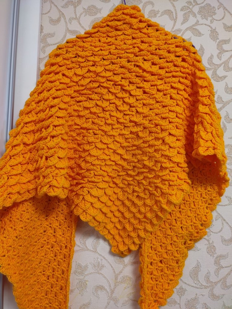 Шаль «Крокодилья чешуя»