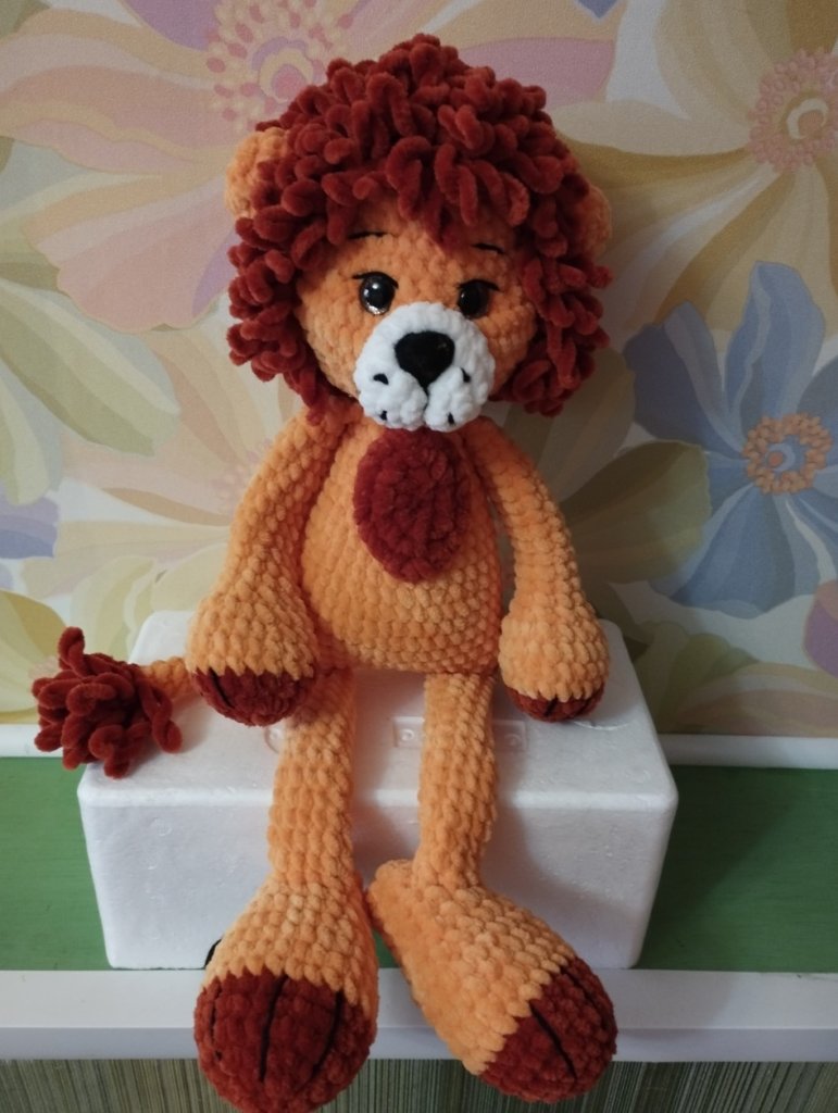 Вязаные игрушки. Львёнок. Розовая пантера.